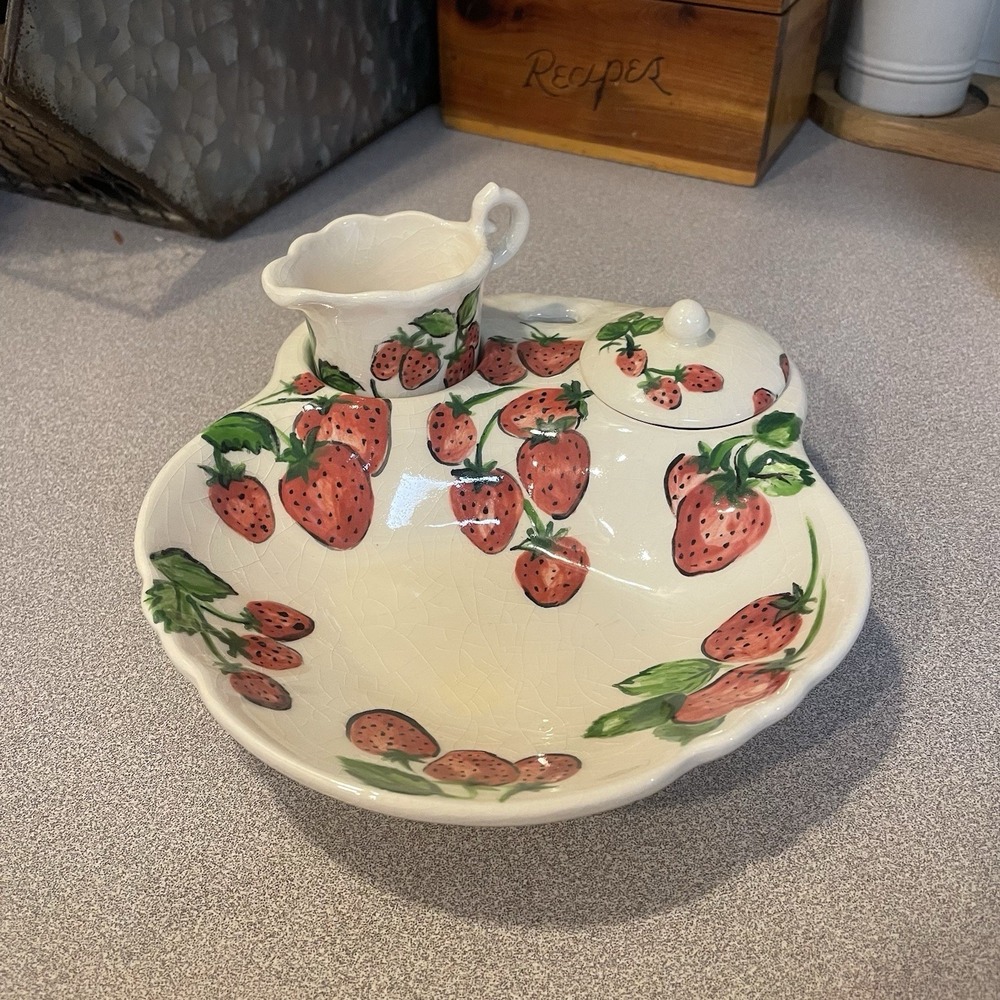Vintage Strawberry Blossom Serving Dish Set with Lid
